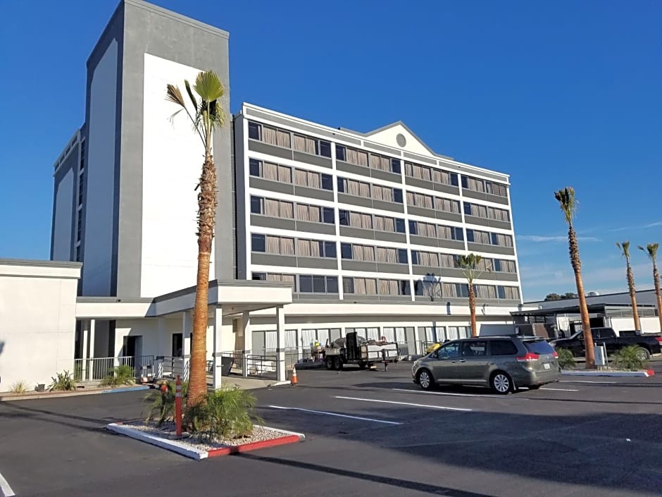 Radisson Hotel Oakland Airport