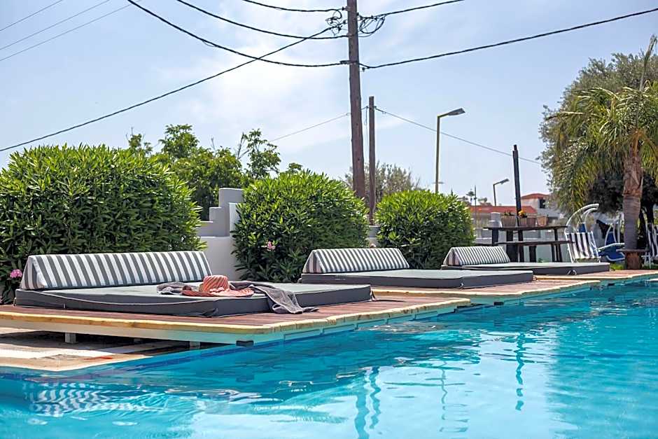 Malibu Boutique Studios & Bungalows