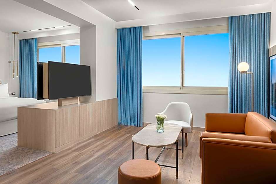 Hilton Alexandria Green Plaza