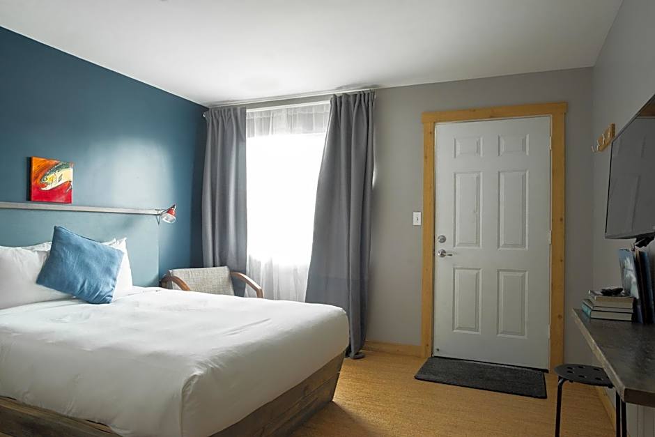 Salt Hotel