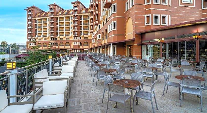 Villa Side Residence