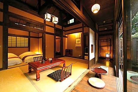 Japanese-style Room with Outdoor Bath RA4