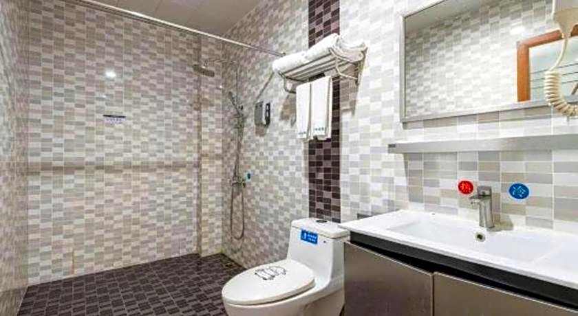 7 Days Inn Dongguan Changping Railway Station