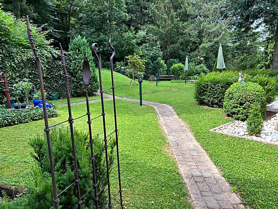 Das WALDFRIEDE Appartement