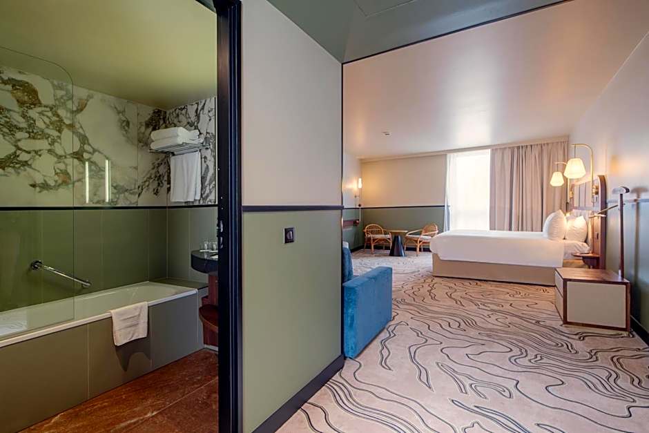 voco Paris  Porte de Clichy By IHG