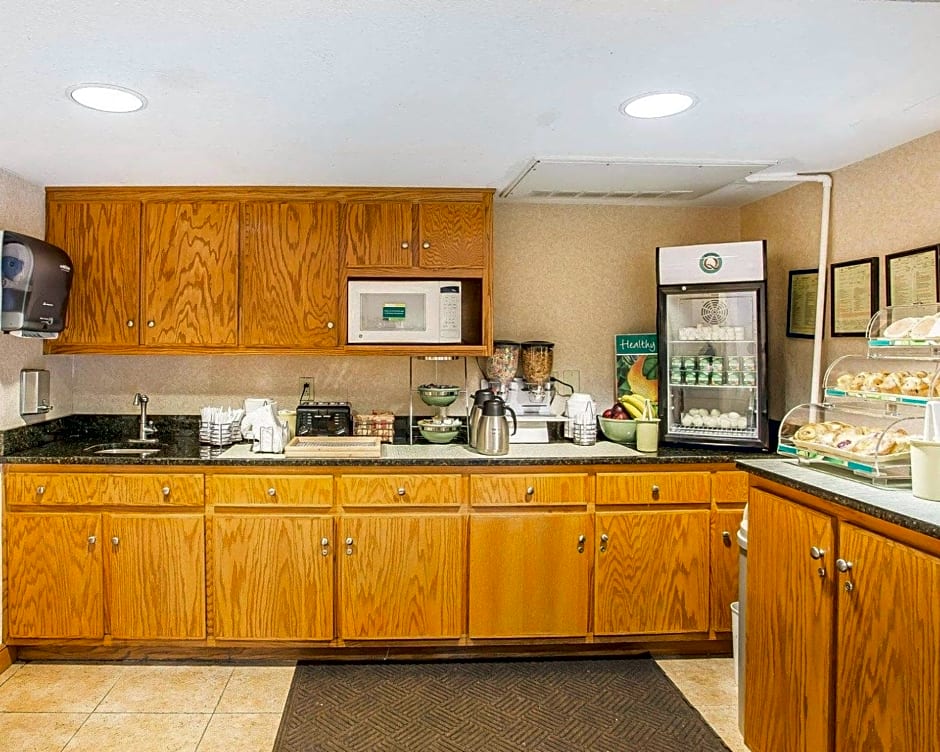 Quality Inn & Suites Mt. Juliet