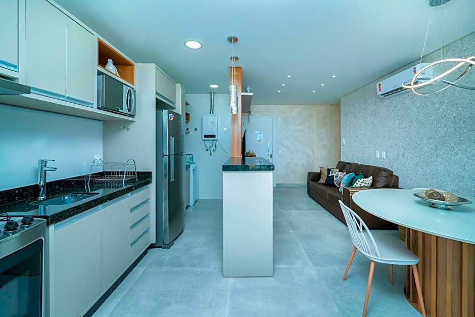 A13 - APARTAMENTO BEIRA MAR NA PRAIA DE BOMBAS 02 SUÍTES