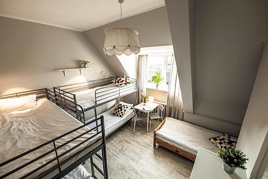Za Murami Hostel