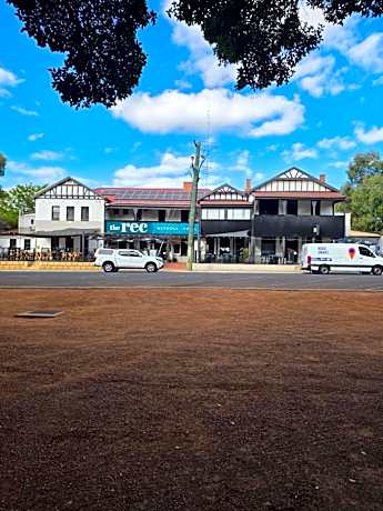 The Rec Hotel Waroona