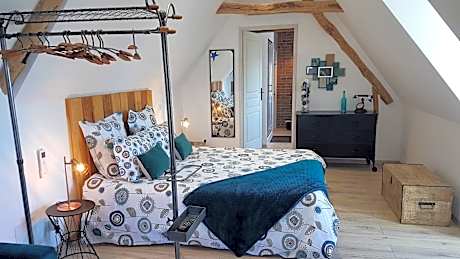 Double Room with Pool View