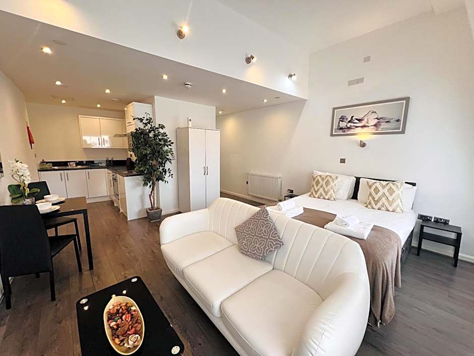 Fox House Studios, City centre Aparthotel