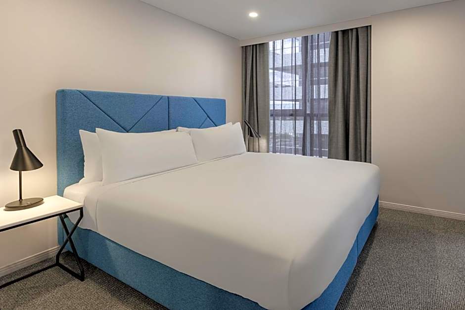 Meriton Suites Broadbeach