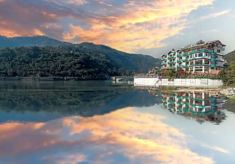 Sandhya Hot Spring Health Care