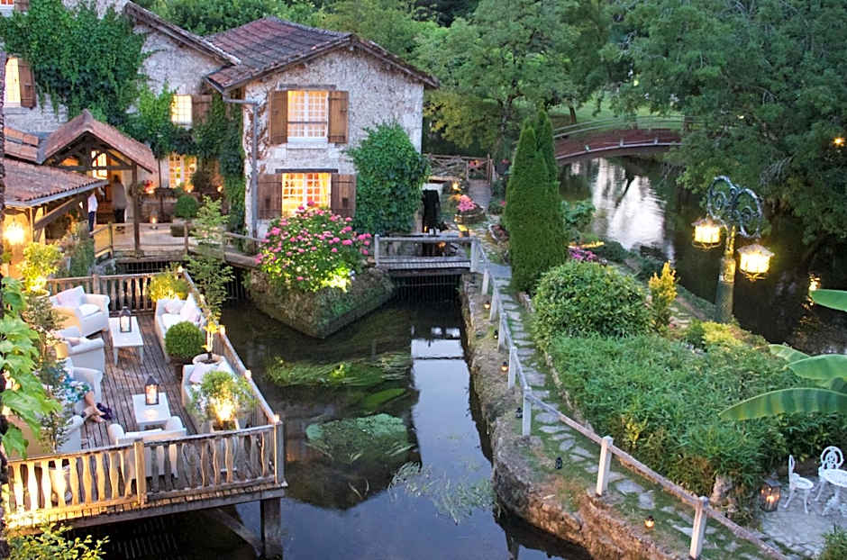 Photo 1 of 37 of Le Moulin du Roc