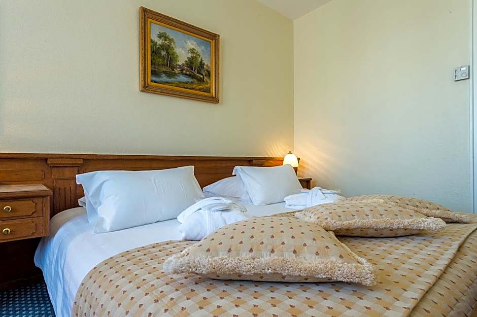 Hotel Century