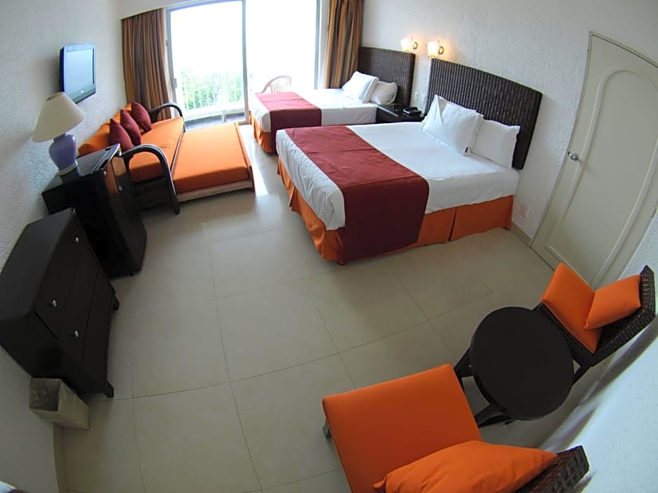 Sierra Mar All Inclusive at Tesoro