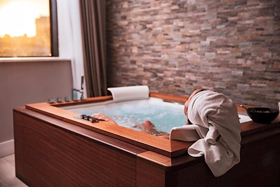 Marvie Hotel & Health