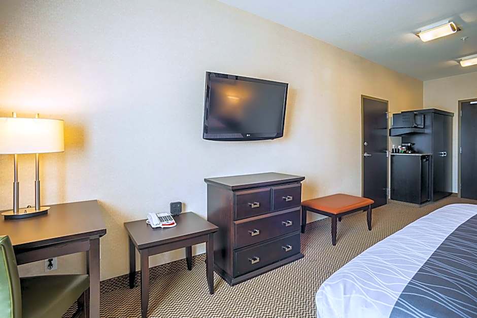 Best Western Wainwright Inn & Suites