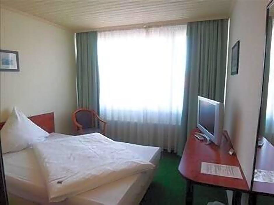 Hotel Alpha