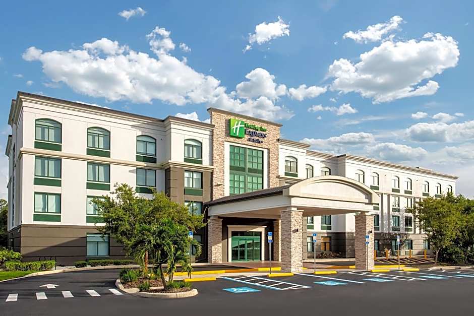 Holiday Inn Express & Suites Bradenton East-Lakewood Ranch By IHG