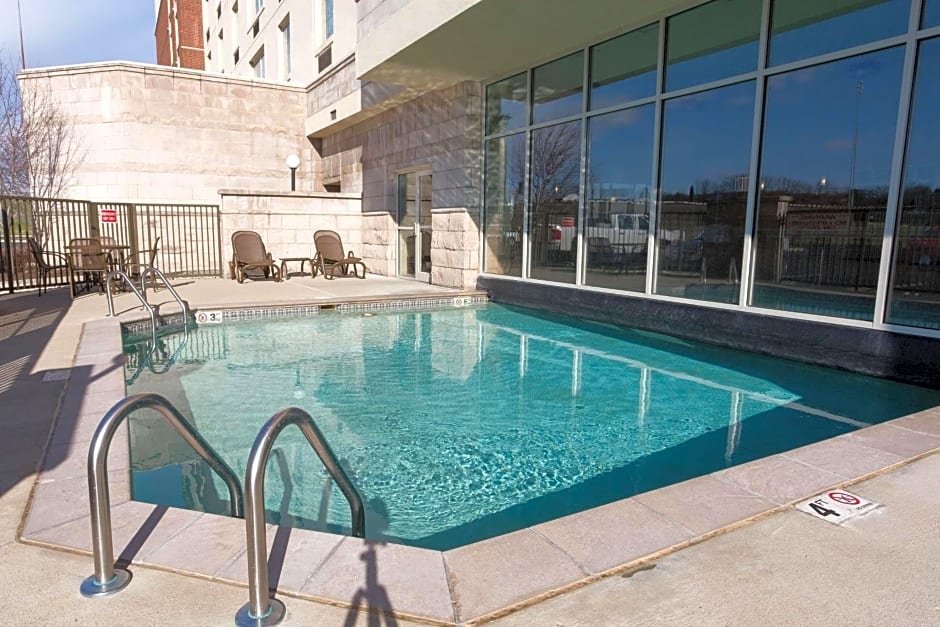 Drury Inn & Suites Cincinnati North