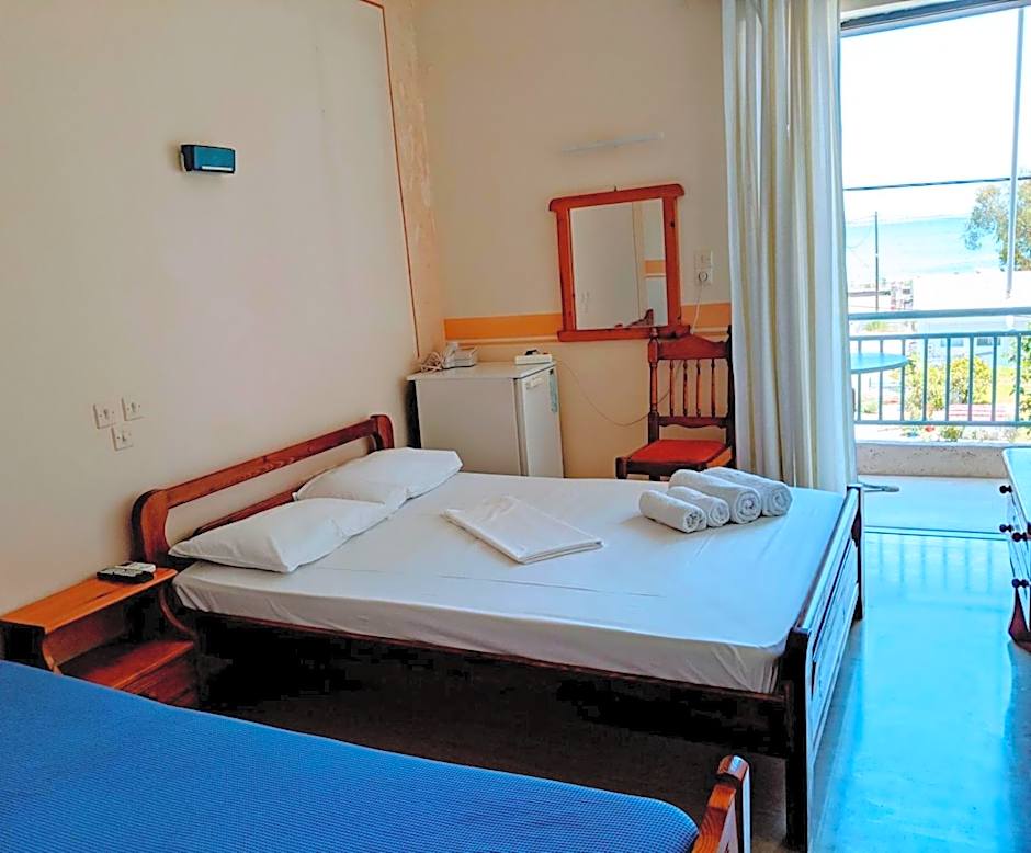 Photo 1 of 10 of Standard 1 Double Bed or 2 Beds, Sea View