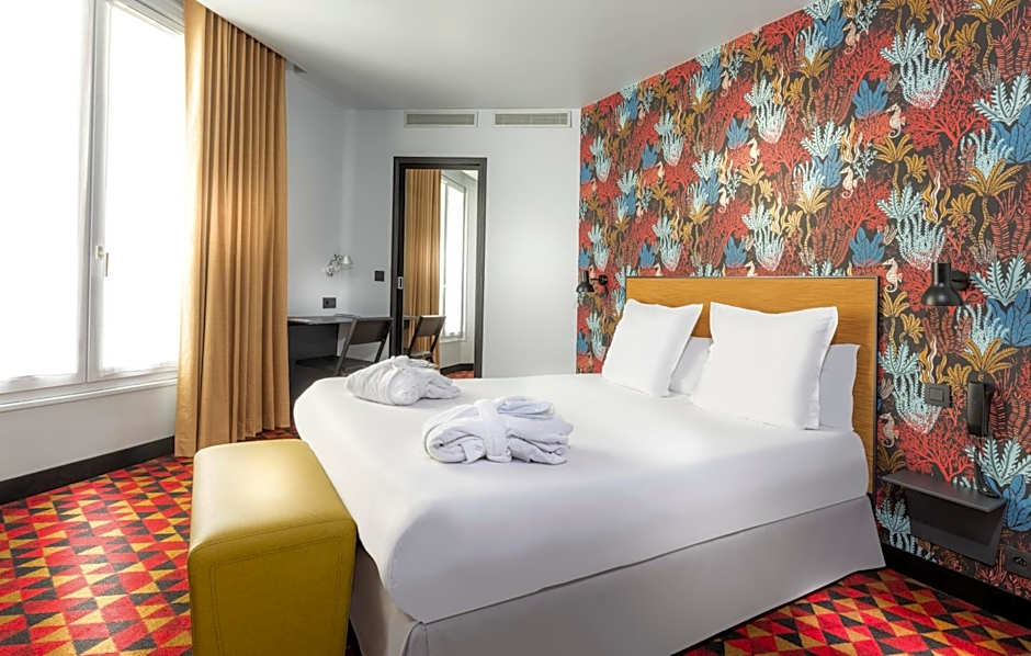 Libertel Canal Saint Martin