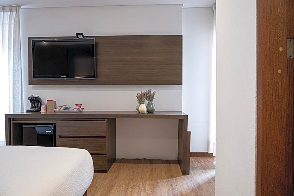 84 DC Bogotá By OxoHotel