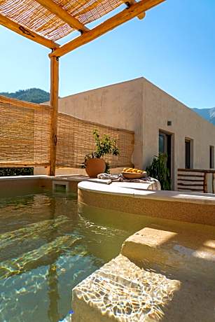 Master Suite with Plunge Pool