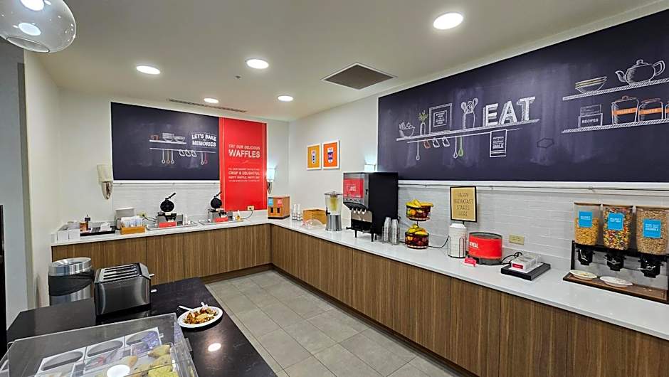 Hampton Inn By Hilton & Suites Chicago Deer Park