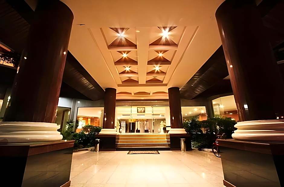 Supar Royal Beach Hotel