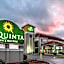 La Quinta Inn & Suites by Wyndham Canton