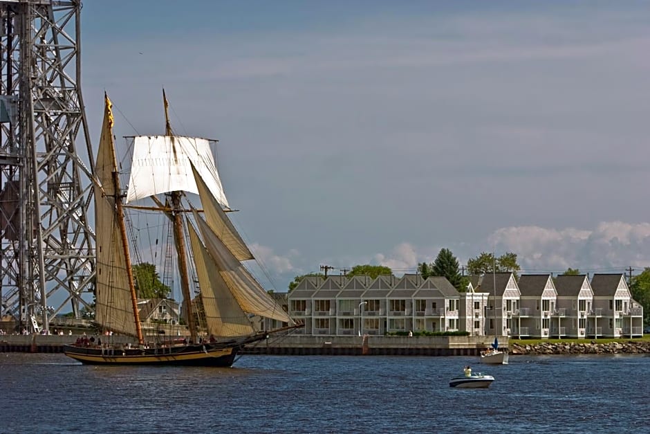 South Pier Inn