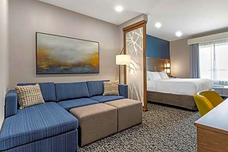 King Suite with Accessible Tub -  Accessible/Non-Smoking