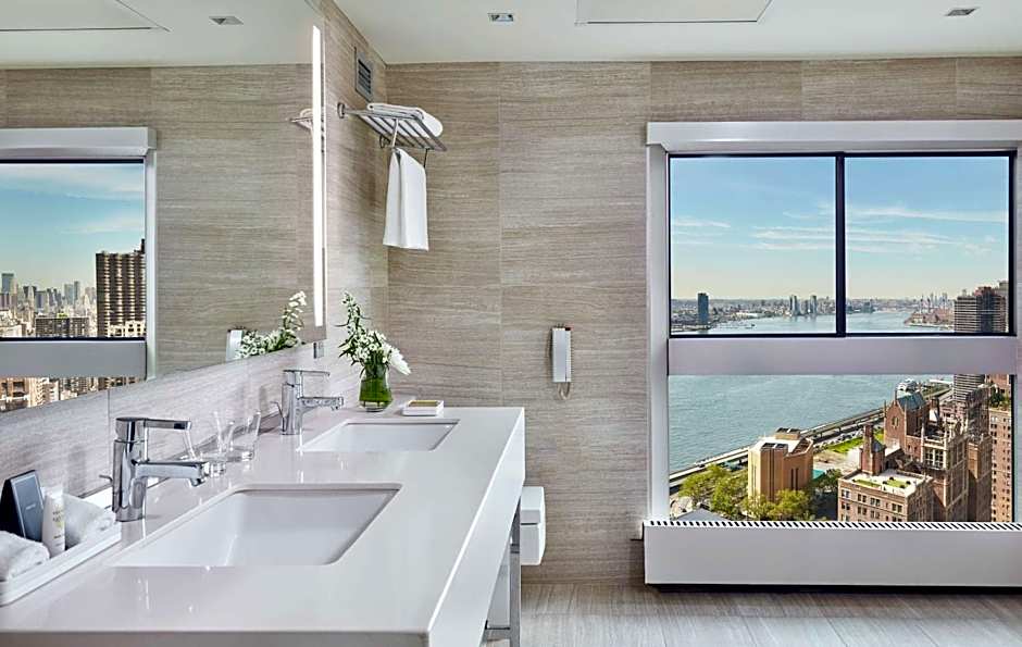 Millennium Hilton New York One UN Plaza