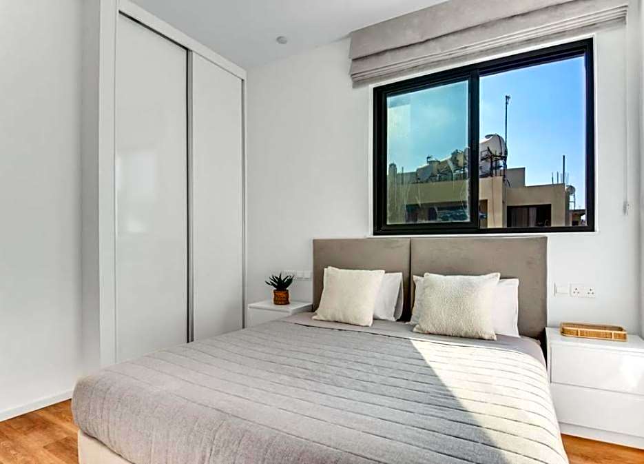 Olive Shared Pool Apartments