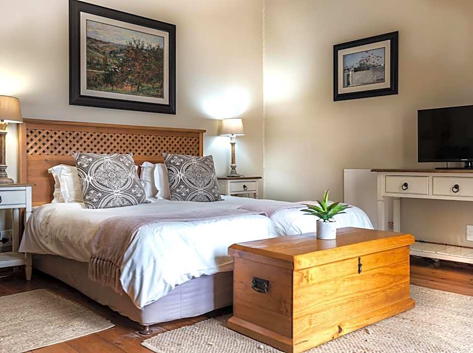 Oak Tree Lodge