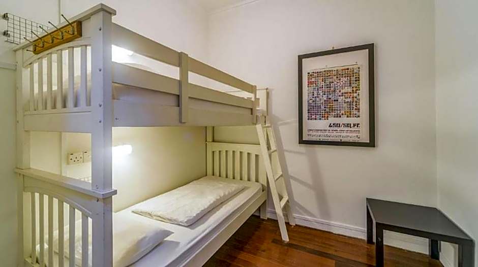 Photo 1 of 4 of Family 4 Beds