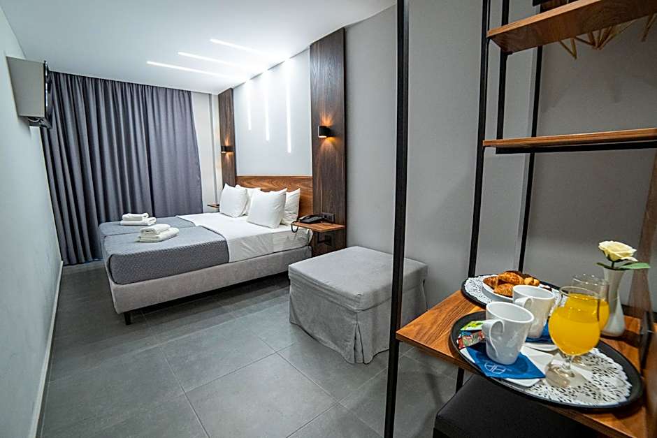 Argo Hotel Piraeus