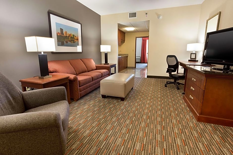 Drury Inn & Suites Dayton North