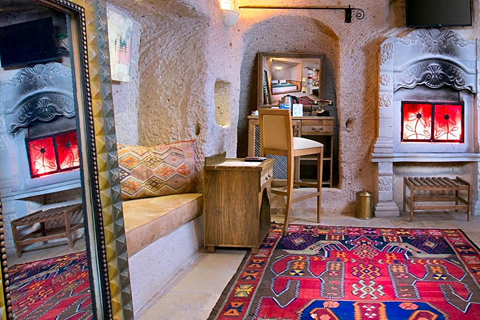 Cappadocia Fairy Chimneys Selfie Cave Hotels - Special Class