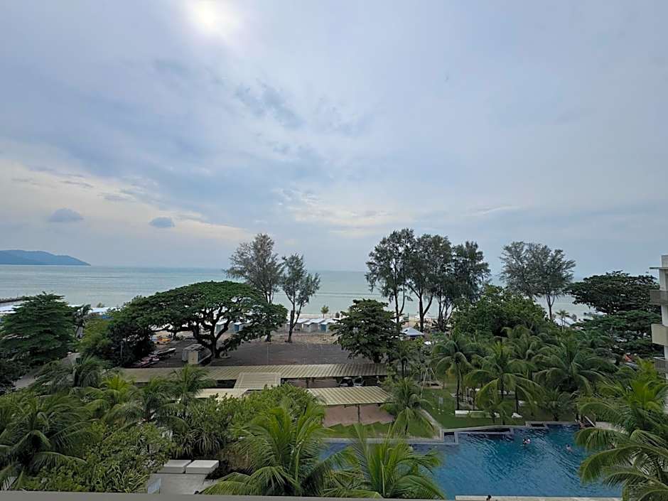 By The Sea Direct Seaview n Pool view#B53