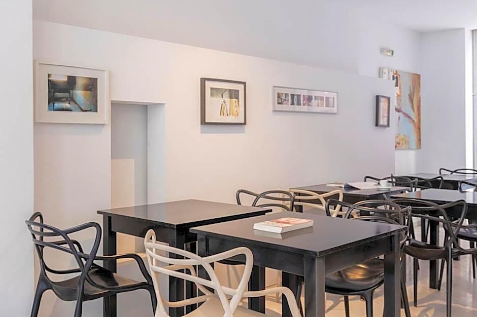 Art Suites Athens Hotel