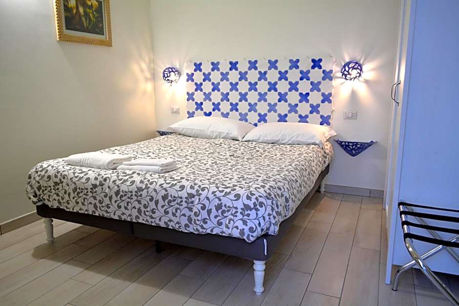 Foto 1 daripada 6 — 1 Double Bed or 2 Beds
