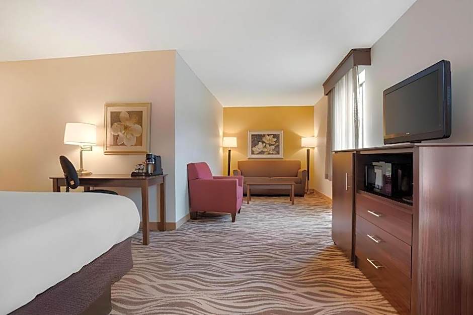 Best Western Plus Oak Mountain Inn