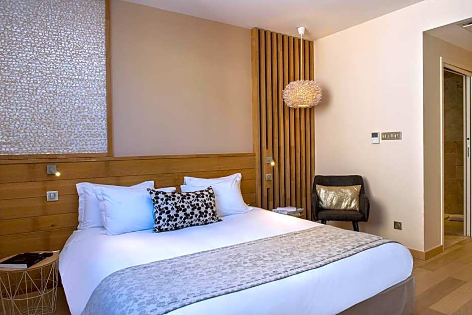 Château De Massillan