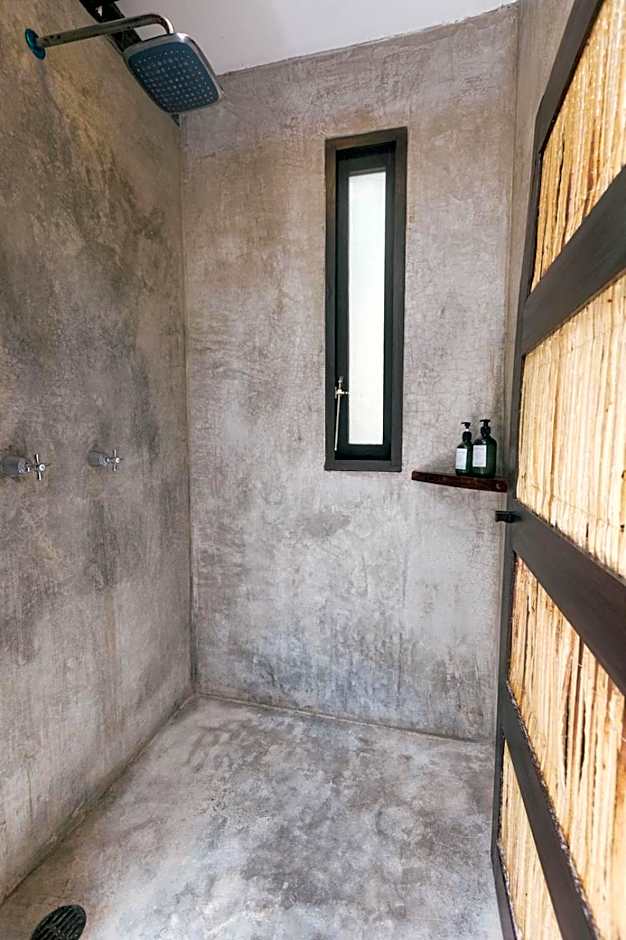 Nahouse Jungle Lodges