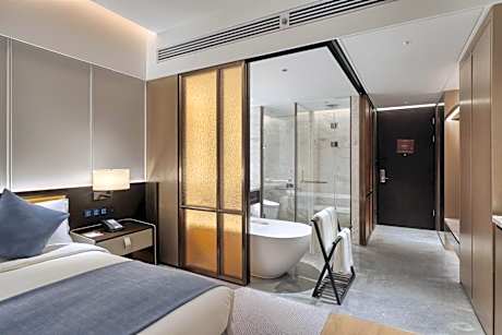 Executive King Room - Non-Smoking