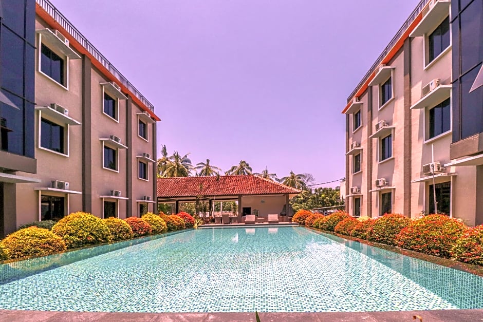 Grand Senggigi Hotel