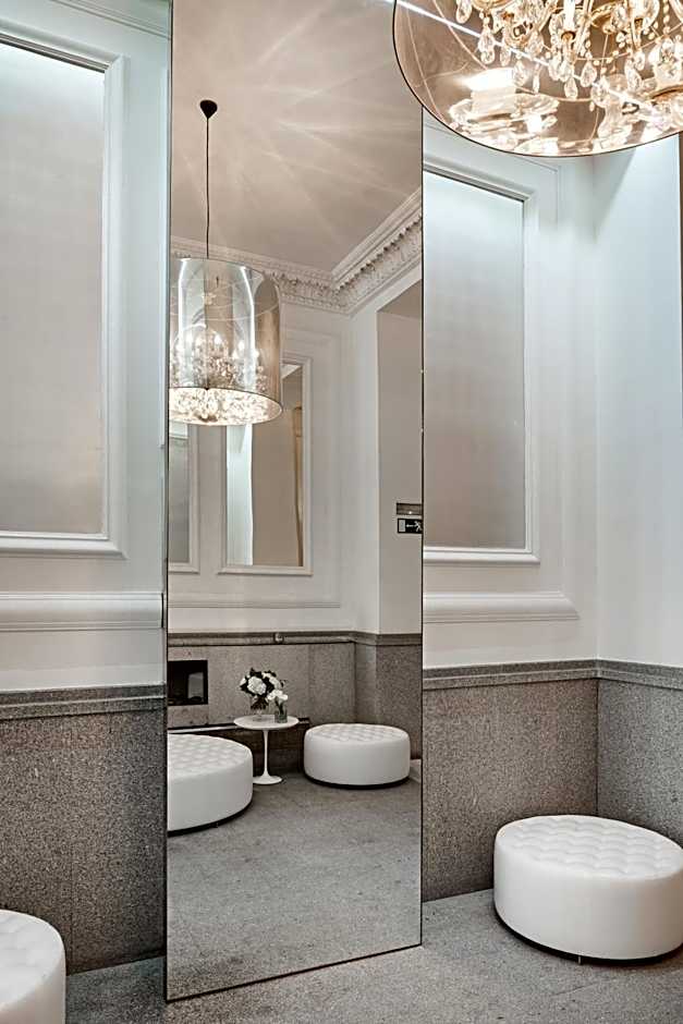 Hospes Puerta de Alcalá, a Member of Design Hotels